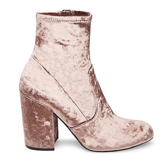 Steve Madden gaze velvet bootie - Picture 2 of 11